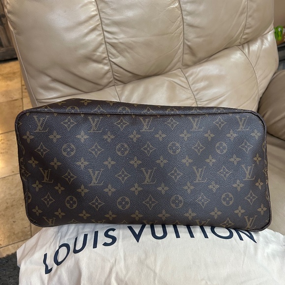 💞💞XXL Louis Vuitton Neverfull GM monogram PIVIONE INTERIOR🩷 - Picture 12 of 16